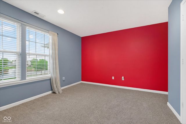 10673 Brighton Knoll Parkway S, Noblesville, IN 46060