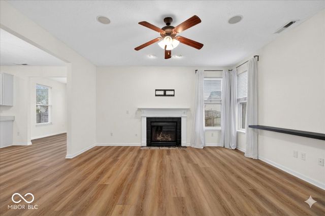 10673 Brighton Knoll Parkway S, Noblesville, IN 46060