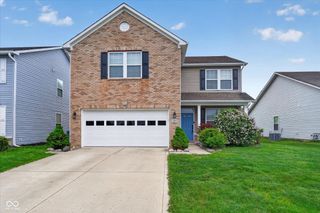 10673 Brighton Knoll Parkway S, Noblesville, IN 46060