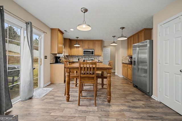 212 Forrest Run, Palmetto, GA 30268