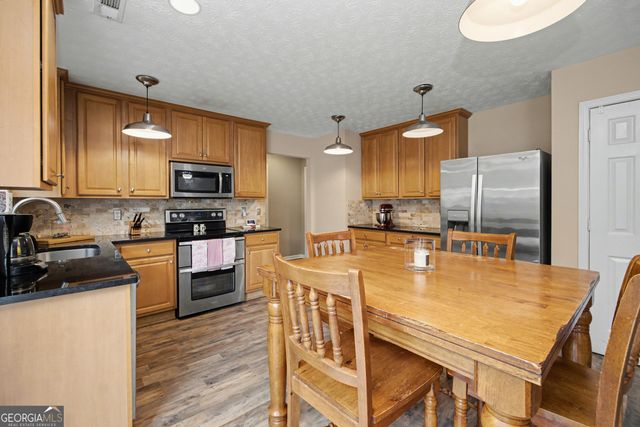 212 Forrest Run, Palmetto, GA 30268