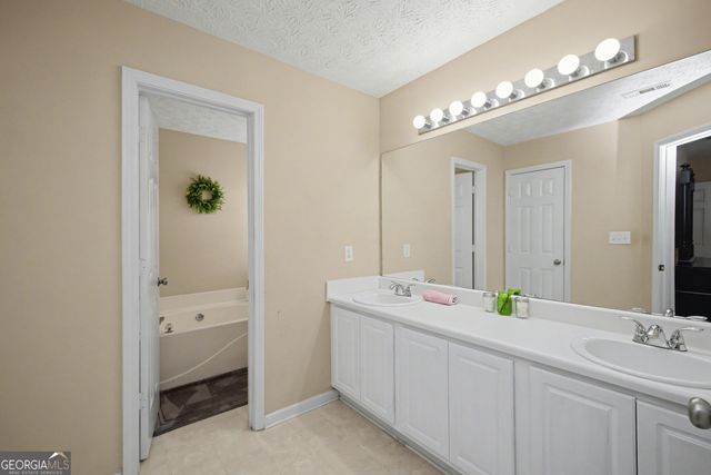 212 Forrest Run, Palmetto, GA 30268