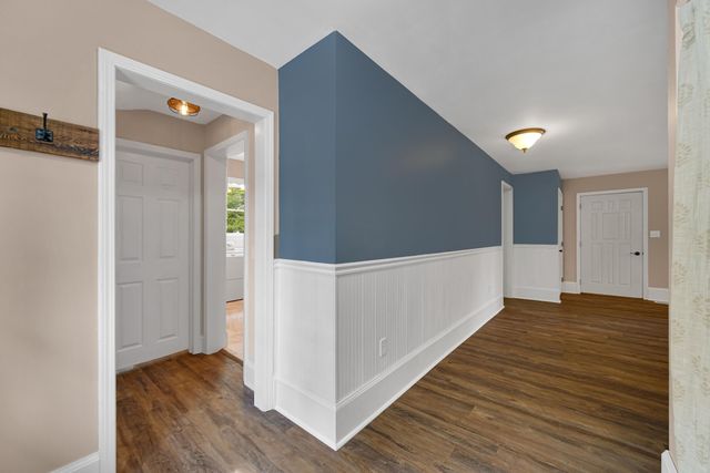 476 S State Road 2, Hebron, IN 46341