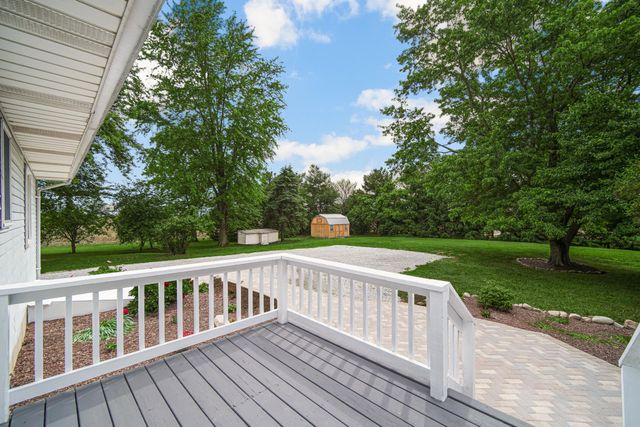 476 S State Road 2, Hebron, IN 46341