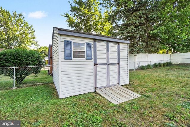 121 CAROLYN ST, Harrisburg, PA 17112