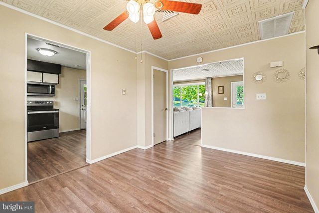 121 CAROLYN ST, Harrisburg, PA 17112