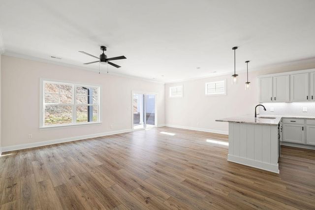 1637 Destiny Drive # 08, Hixson, TN 37343