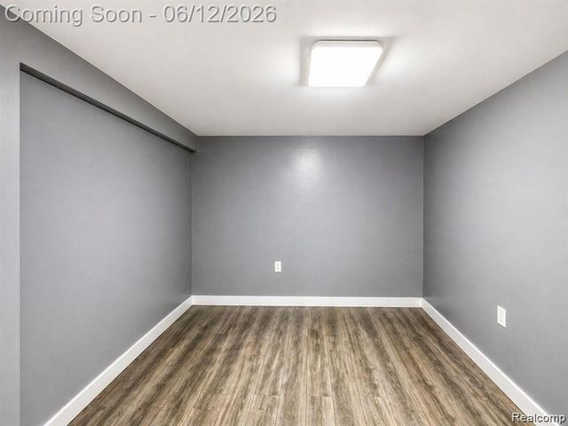 2415 Mclean Street, Hamtramck, MI 48212
