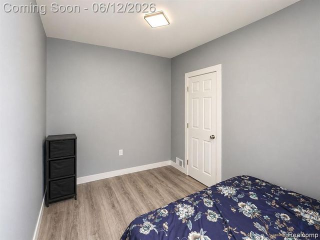 2415 Mclean Street, Hamtramck, MI 48212
