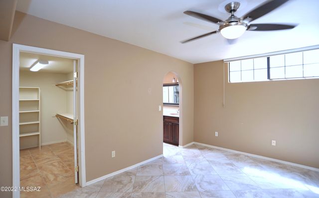 1600 E Deer Shadow Lane, Oro Valley, AZ 85737