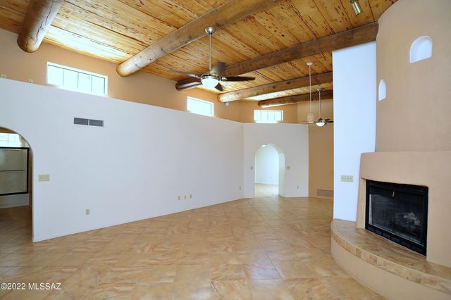 1600 E Deer Shadow Lane, Oro Valley, AZ 85737