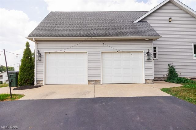 9554 Dover Road, Apple Creek, OH 44606