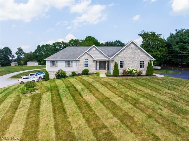 9554 Dover Road, Apple Creek, OH 44606