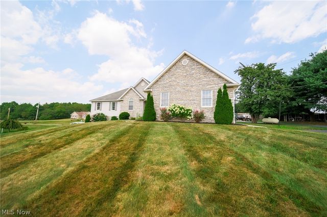 9554 Dover Road, Apple Creek, OH 44606