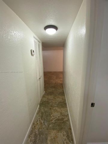 820 NW 87th Ave 313, Miami, FL 33172