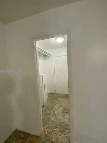 820 NW 87th Ave 313, Miami, FL 33172