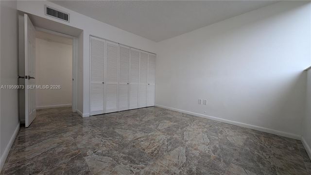 820 NW 87th Ave 313, Miami, FL 33172