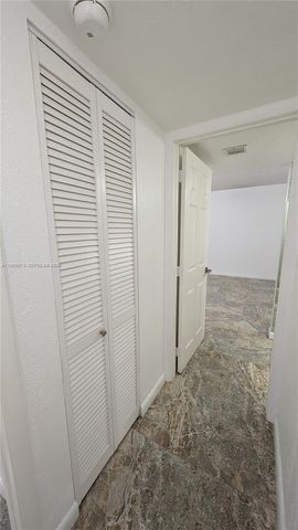 820 NW 87th Ave 313, Miami, FL 33172