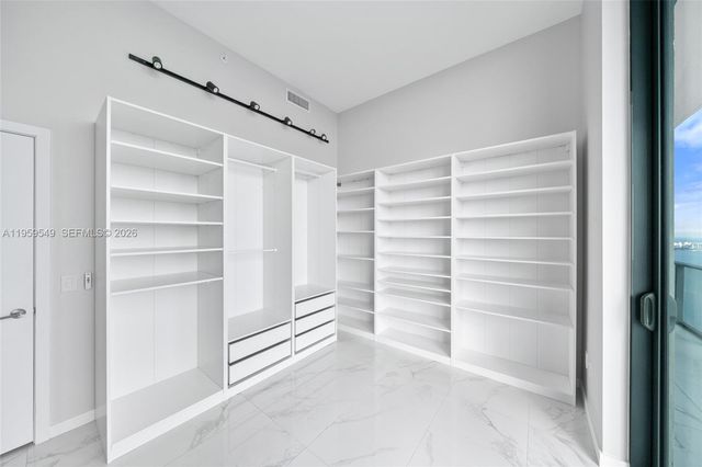 480 NE 31st St PH5101, Miami, FL 33137