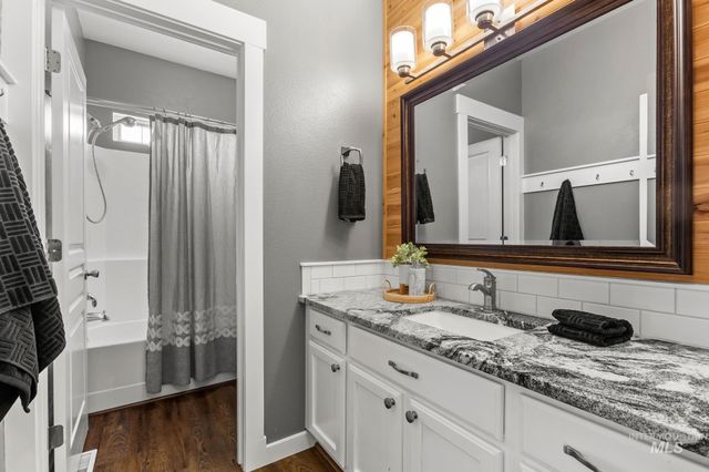 364 S. Wagontown Ave, Kuna, ID 83634