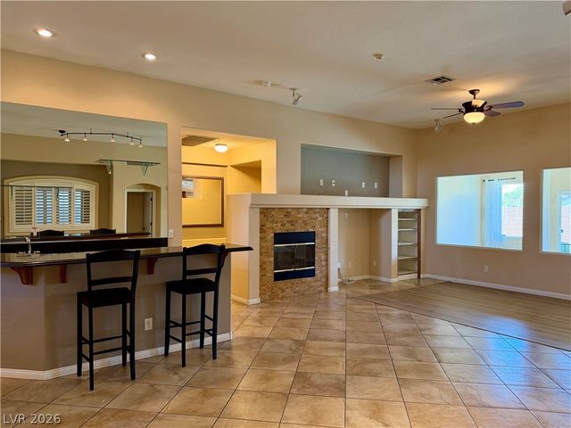 10119 Reflection Brook Avenue, Las Vegas, NV 89148