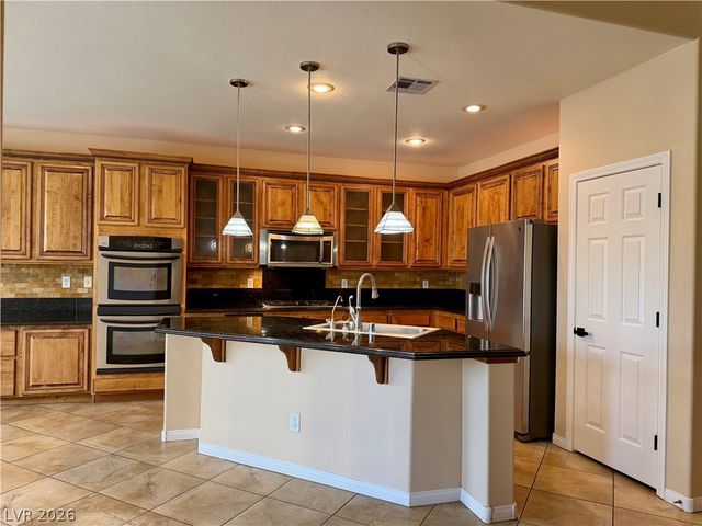 10119 Reflection Brook Avenue, Las Vegas, NV 89148