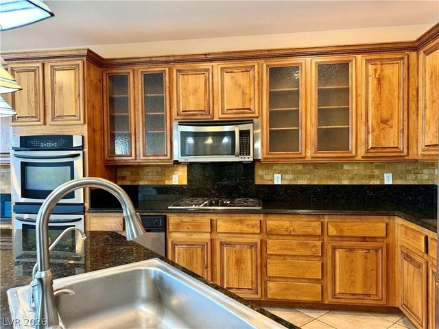 10119 Reflection Brook Avenue, Las Vegas, NV 89148