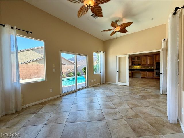 10119 Reflection Brook Avenue, Las Vegas, NV 89148