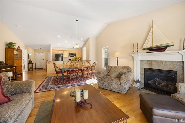 2 South Village Drive, Cazenovia, NY 13035