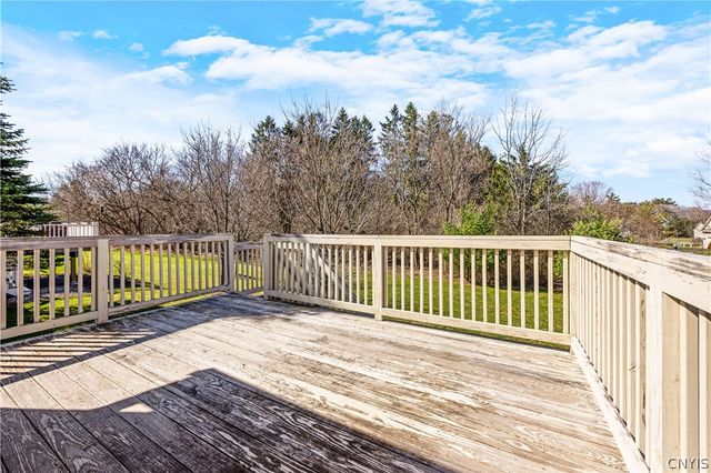 2 South Village Drive, Cazenovia, NY 13035