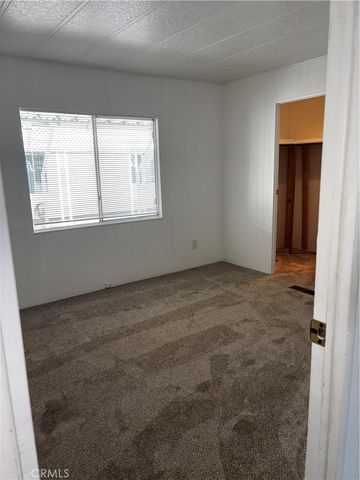 48303 20th Street West 130, Lancaster, CA 93534
