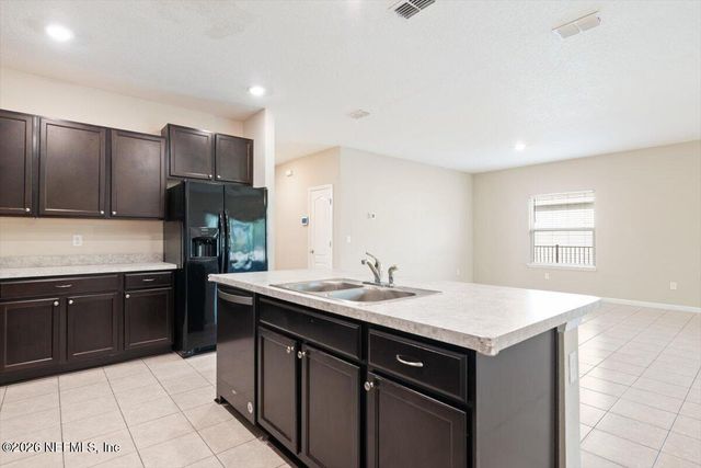 5677 KELLAR Circle, Jacksonville, FL 32218