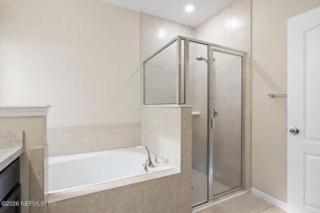 5677 KELLAR Circle, Jacksonville, FL 32218