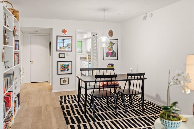 3711 ALMERIA AVENUE 3N, Sarasota, FL 34239