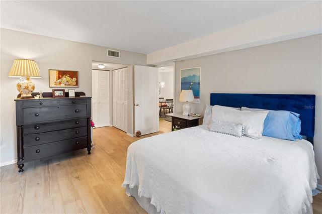 3711 ALMERIA AVENUE 3N, Sarasota, FL 34239