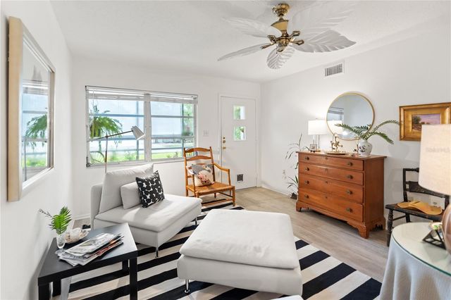 3711 ALMERIA AVENUE 3N, Sarasota, FL 34239