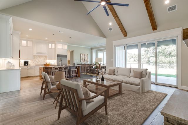 513 Nadia Drive, Aledo, TX 76008