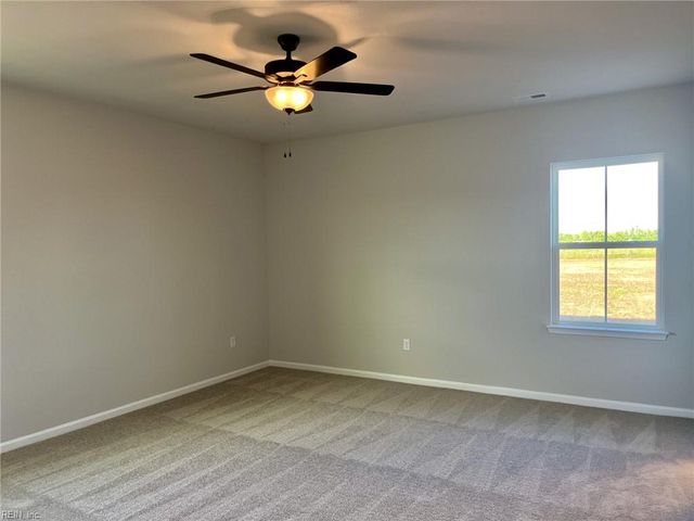 204 Halifax CT, Shawboro, NC 27973