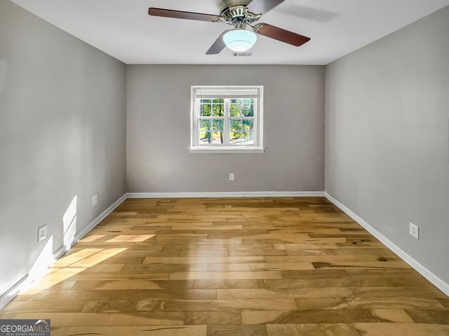 450 Loneoak Drive, Senoia, GA 30276