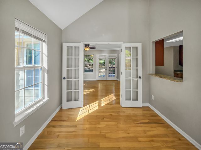 450 Loneoak Drive, Senoia, GA 30276