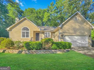 450 Loneoak Drive, Senoia, GA 30276