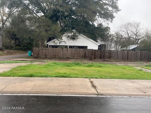 118 W Dejean Street, Washington, LA 70589