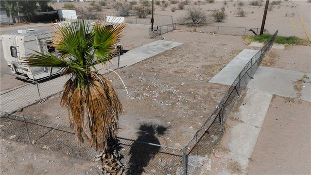 399 Rio Grande Way, Bullhead City, AZ 86442