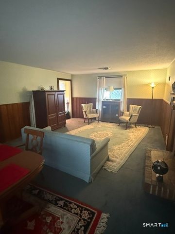 104 Sunset Road, Newington, CT 06111