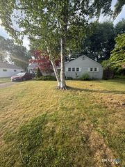 104 Sunset Road, Newington, CT 06111