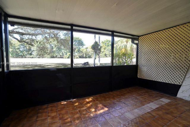 6555 NW 99th Ave B20, Tamarac, FL 33321