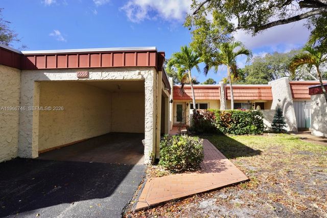 6555 NW 99th Ave B20, Tamarac, FL 33321