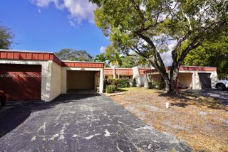 6555 NW 99th Ave B20, Tamarac, FL 33321