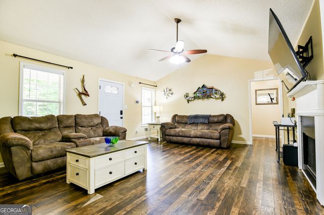 1042 Birdseye View, Locust Grove, GA 30248