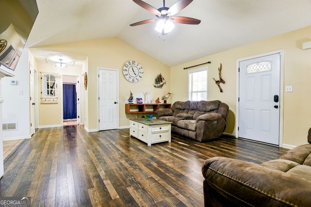 1042 Birdseye View, Locust Grove, GA 30248